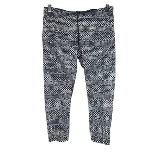 Nike Luxe Running Crop Tights - Picture 1 of 5